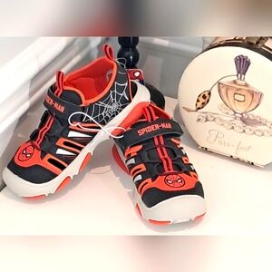Marvel Spiderman Closed Toe Sandals Sz 12M Boys Toddler NWT